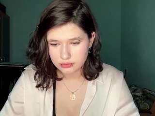 melainevalletta Live Webcam on CamSoda