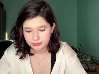 melainevalletta Live Webcam on CamSoda