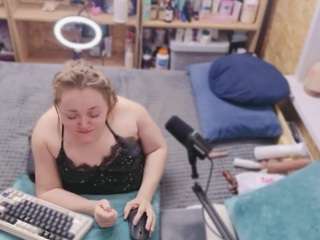 Live stream of mininatalie