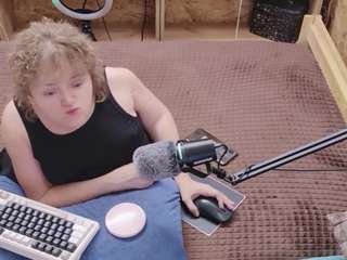 MiniNatalie live cam preview