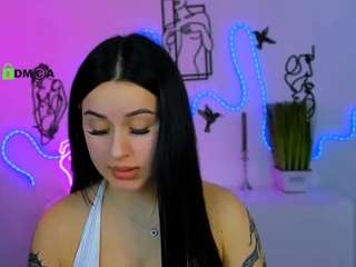 sarah-foxy1 live cam profile