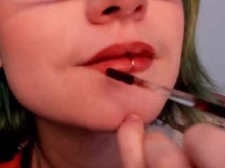 scarle-whisper