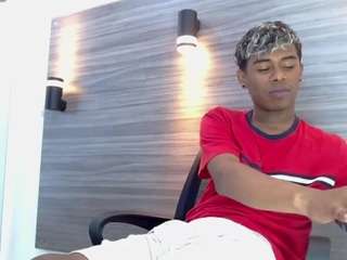 tonnymarck live cam profile