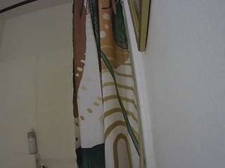 voyeurcam-whitneyoc-shower