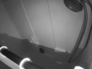 voyeurcam-whitneyoc-shower