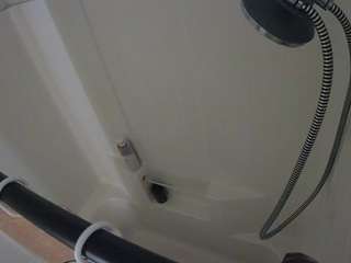 voyeurcam-whitneyoc-shower