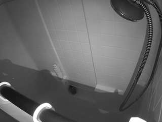 voyeurcam-whitneyoc-shower