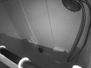 voyeurcam-whitneyoc-shower