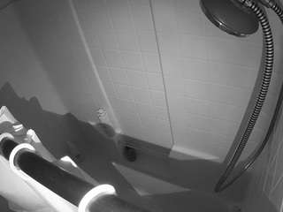 voyeurcam-whitneyoc-shower