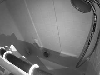 voyeurcam-whitneyoc-shower