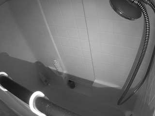 voyeurcam-whitneyoc-shower