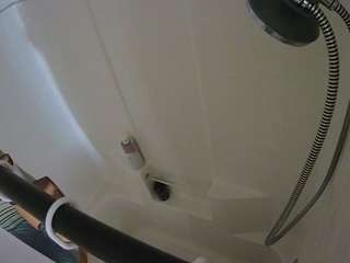 voyeurcam-whitneyoc-shower