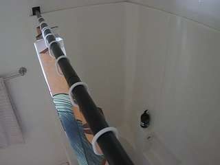 voyeurcam-whitneyoc-shower