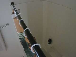 voyeurcam-whitneyoc-shower