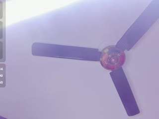 bunny-glow Live Webcam on CamSoda