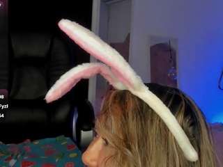 bunny-glow webcam