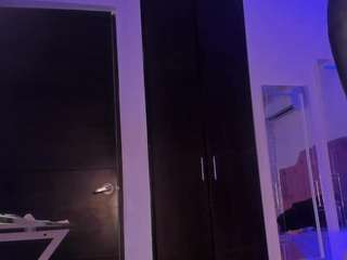 Bunny-Glow live webcam show