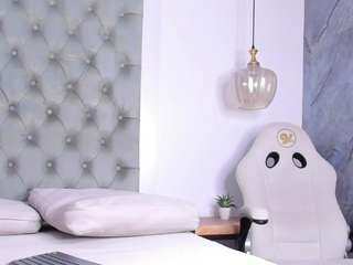 camila-sole's CamSoda show and profile