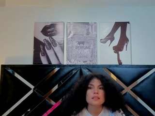 le modèle zoe-yanin est en webcam porno dans un show sur le site camsoda, il possède les tags suivants: anal,fingers,spank,shaved pussy,pussy,public,no smoking,no drinking,nature,natural,naked,lush,lingerie,latina,fuck machine,feet,anal toys,facial piercings,erotic dance,dirty talk