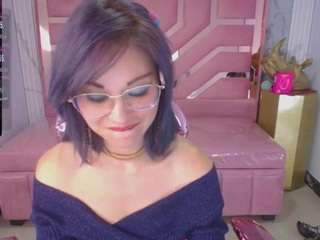 abril-ch live cam profile