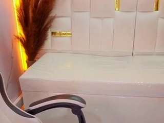 ainara-tp Live Webcam on CamSoda