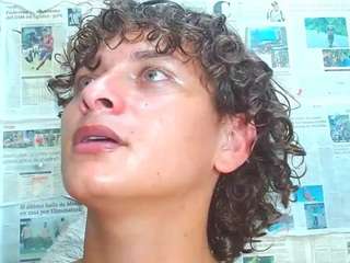 arielnoir6958 webcam