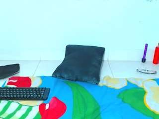 arielnoir6958 webcam