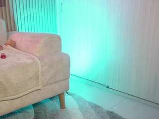 Live cam show with brunasanoliv