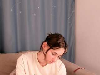 Live webcam model georgettekeams on Soda Cams