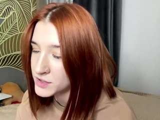 izolacoster live on CamSoda