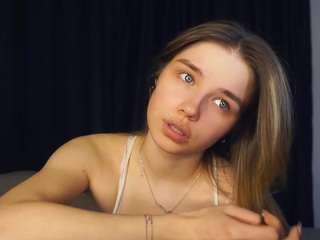 katerinepulkkinen's CamSoda show and profile