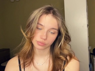 katerinepulkkine... Live Webcam on CamSoda