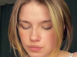 katerinepulkkinen live cam profile