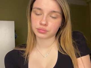 le modèle katerinepulkkinen est en webcam porno dans un show sur le site camsoda, il possède les tags suivants: ahegao,sport,no drinking,ass,pov,public,role play,schoolgirl,spank,spanking,stockings,lush,strip,striptease,tattoos,tease,teen 18,tittyfuck,twerk,young adult