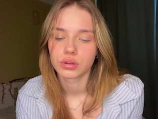 katerinepulkkinen's CamSoda show and profile