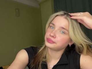 katerinepulkkinen webcam model