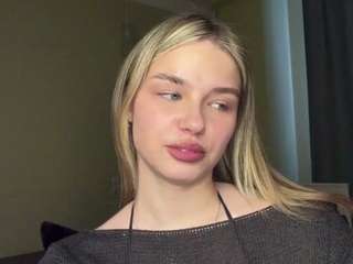 le modèle katerinepulkkinen est en webcam porno dans un show sur le site camsoda, il possède les tags suivants: ahegao,sport,no drinking,ass,pov,public,role play,schoolgirl,spank,spanking,stockings,lush,strip,striptease,tattoos,tease,teen 18,tittyfuck,toys,twerk