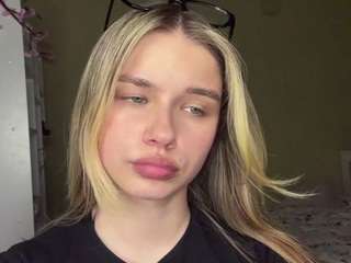 katerinepulkkinen webcam model
