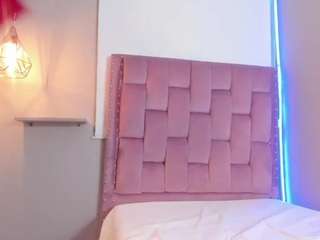 scarlet-vixen webcam