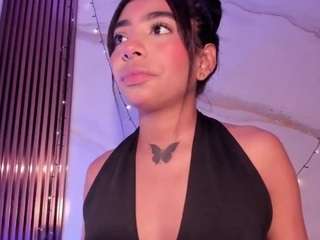 scarlet-vixen