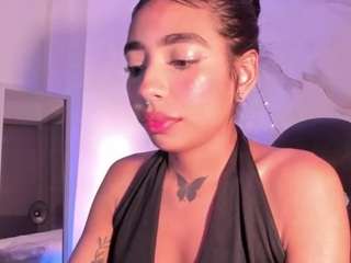 scarlet-vixen