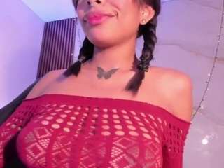 scarlet-vixen