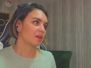 Live webcam model zarcasutra-t on Soda Cams