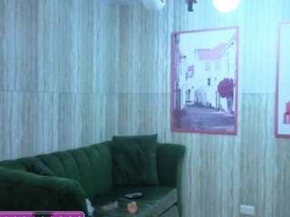 zarcasutra-t's CamSoda show and profile