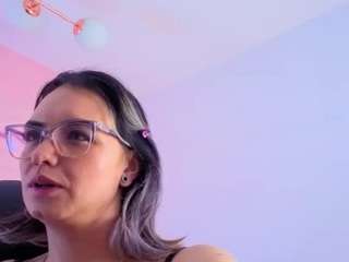 Amy_Bowie live cam preview