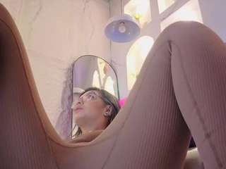 Amy_Bowie live cam preview