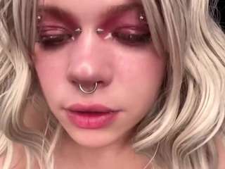 alissameger live cam profile