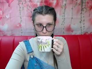 lilianashine Live Webcam on CamSoda