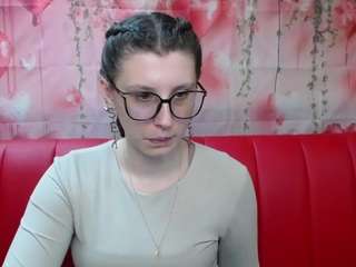 lilianashine Live Webcam on CamSoda