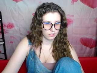 lilianashine Live Webcam on CamSoda